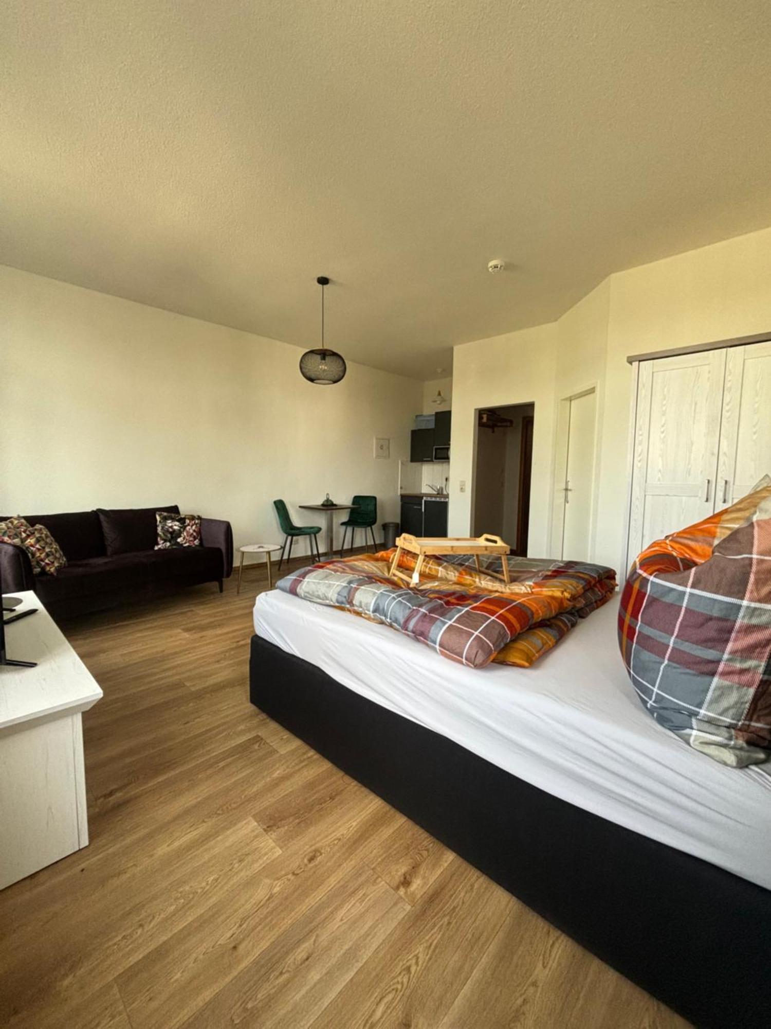 Five O - Feelgood-Apartment Goethe Perleberg Buitenkant foto
